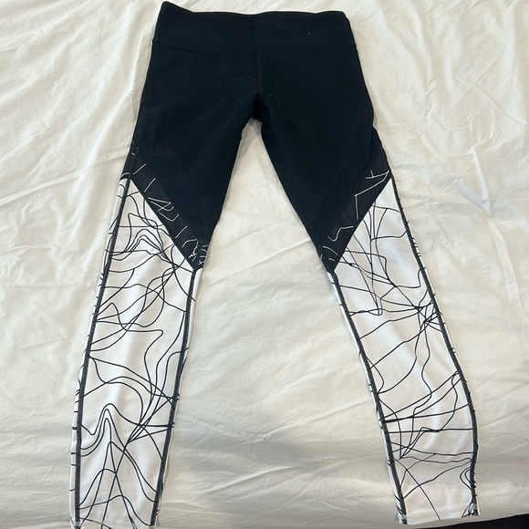 Fabletics leggings - Picture 2 of 3